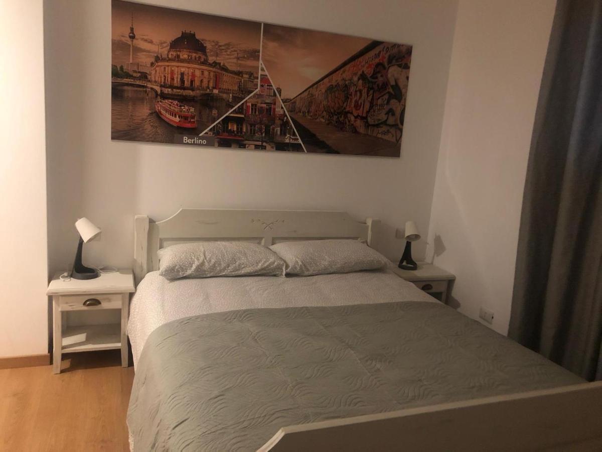 Bed and Breakfast A Casa Di Titty Somma Lombardo Exterior foto